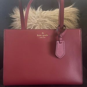 NWOT Kate Spade purse with dust-bag